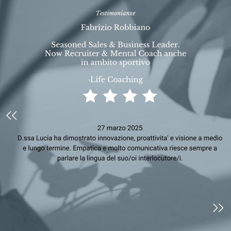 Bianco e Nero Semplice Testimonianza Instagram Post (9)